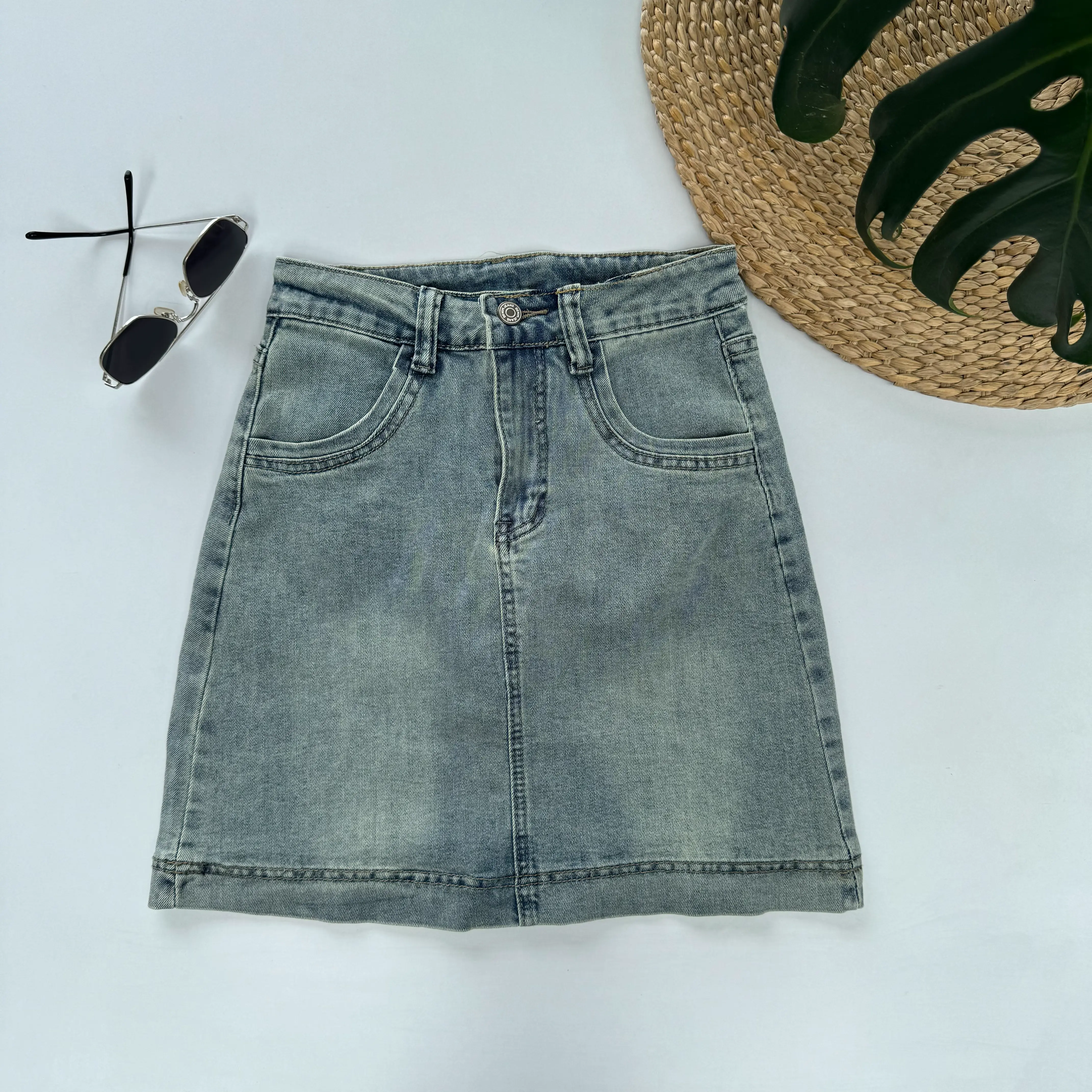 8052 SKIRT