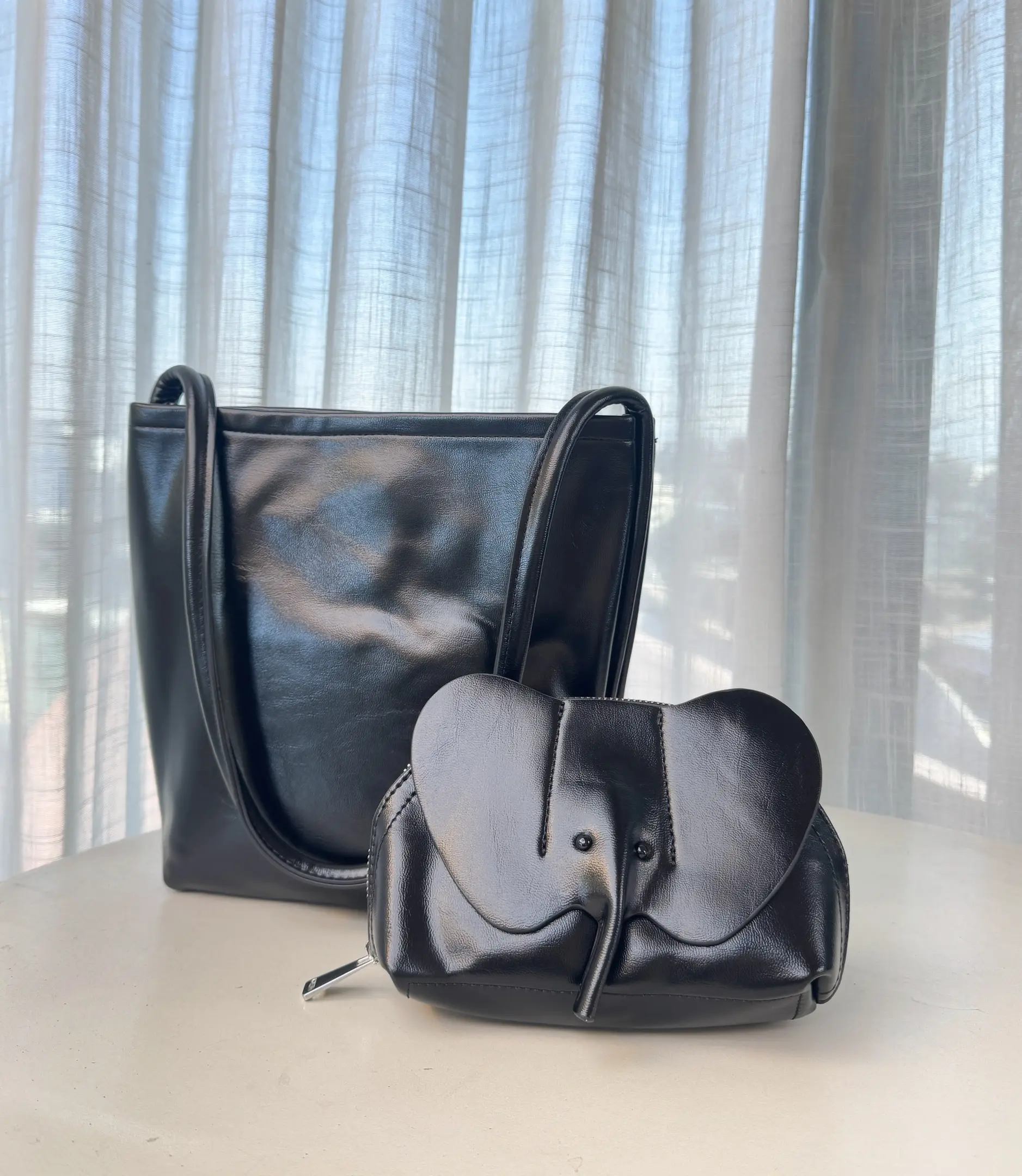 TF58058 HAND BAG