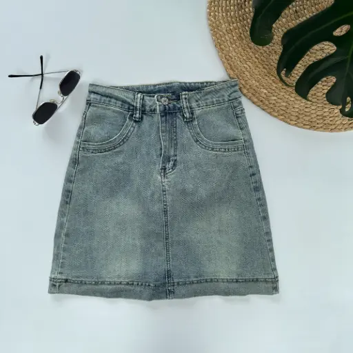 8052 SKIRT